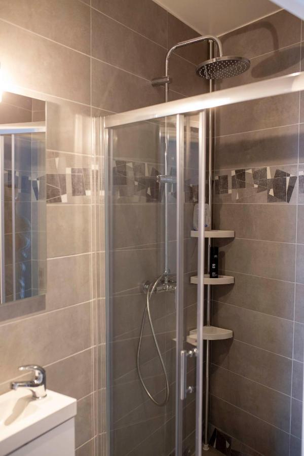 Loc Trotteur Le Graphite T2 Grand Confort Terrasse Lourdes Zewnętrze zdjęcie